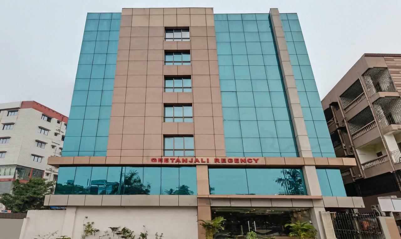 Hotel Oyo 3811 Geetanjali Regency Calcuta Exterior foto